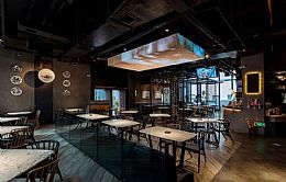 盤(pán)點(diǎn)幾種適合小酒吧的設(shè)計(jì)裝修風(fēng)格